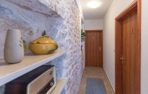 Apartmani Kremena Small Beach 200M Клек Екстериор снимка