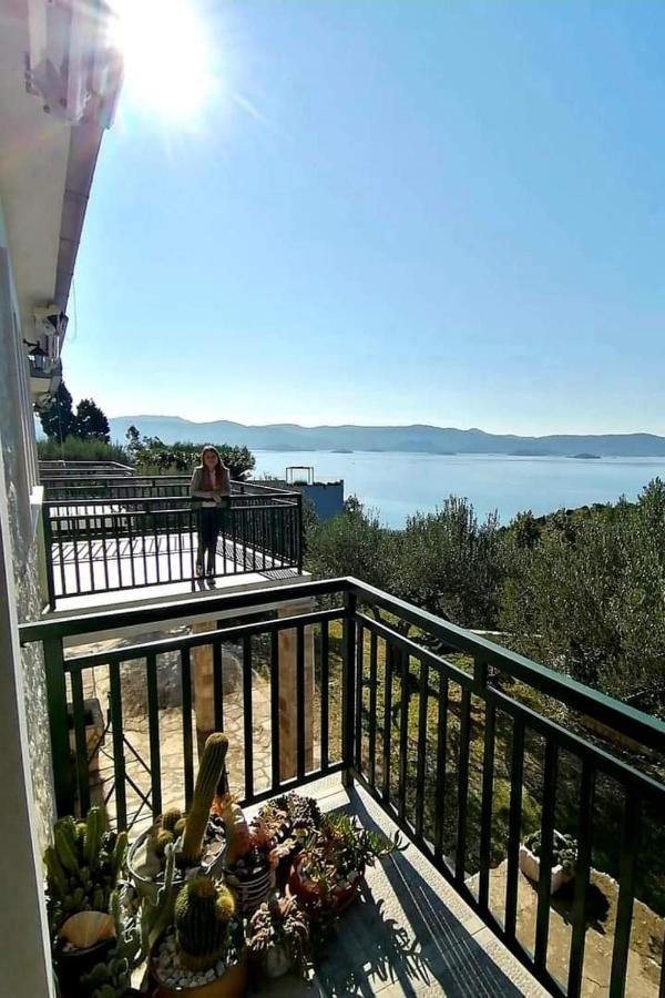 Apartmani Kremena Small Beach 200M Клек Екстериор снимка