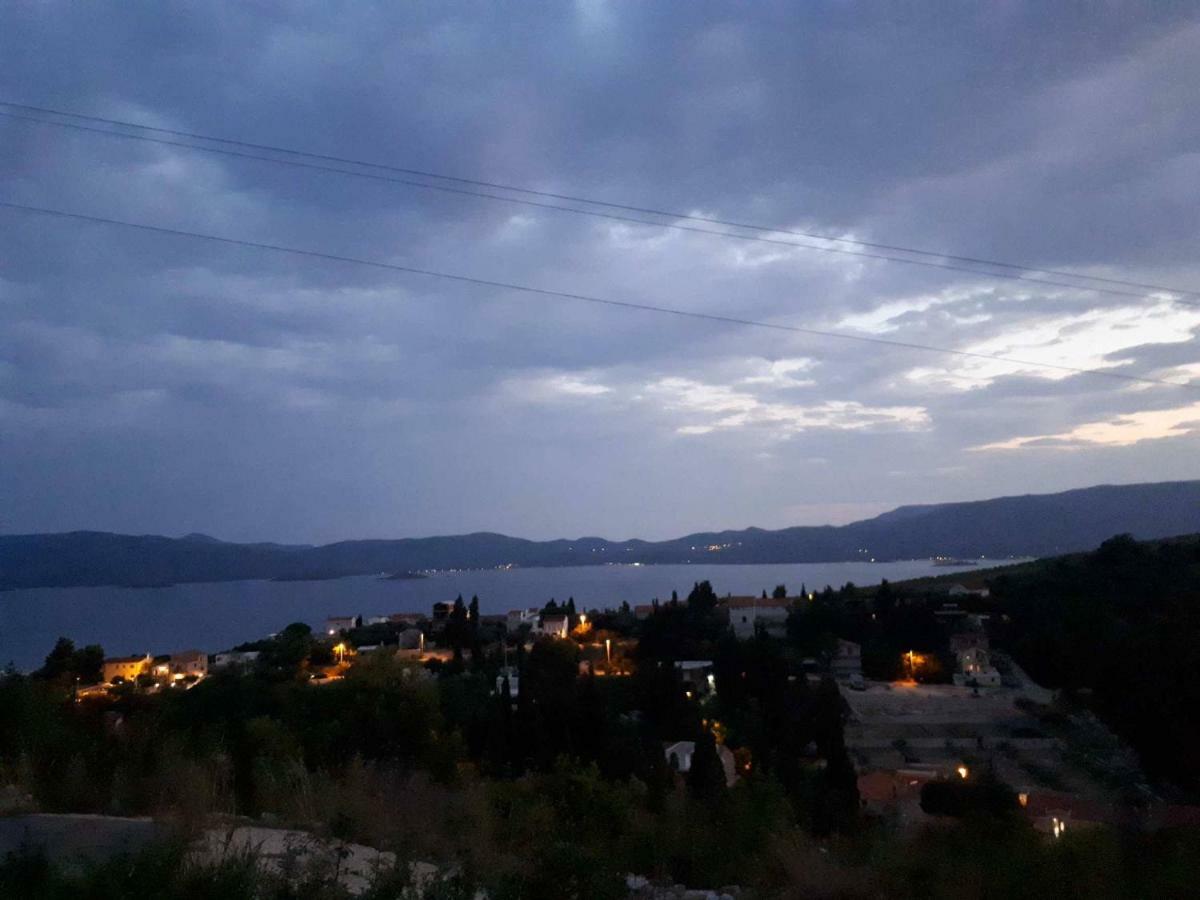 Apartmani Kremena Small Beach 200M Клек Екстериор снимка